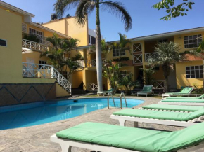 Отель Las Palmeras de Huanchaco  Уанчако